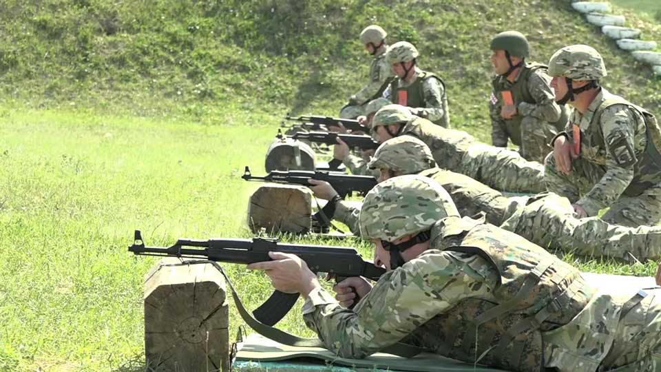 ტერიტორიულ რეზერვისტთა შეკრება საზაფხულო სწავლებით განახლდა