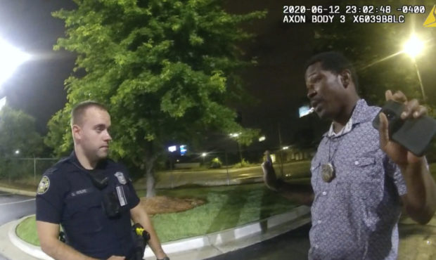 ატლანტის პოლიციის დეპარტამენტმა გაავრცელა ვიდეო, რომელიც რეიშარდ ბრუქსის დაკავებისას არის გადაღებული