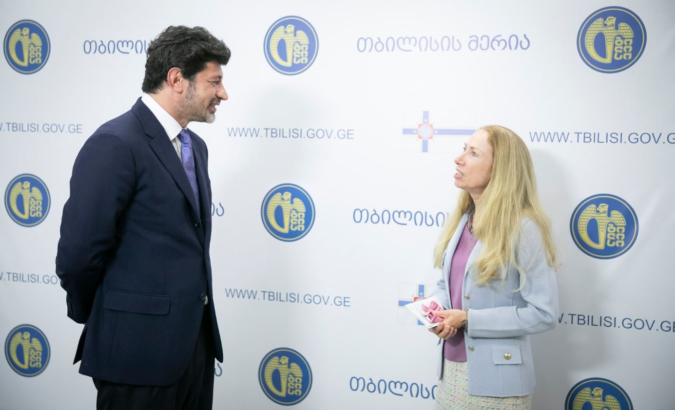 კახა კალაძე კელი დეგნანს შეხვდა