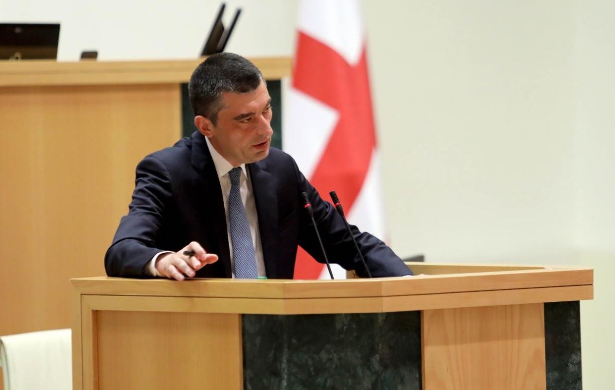 გიორგი გახარია აცხადებს, რომ მთავრობა პროფესიული სასწავლებლის სტუდენტებისთვის სავალდებულო სამხედრო სამსახურის ერთჯერადად გადავადების ინიციატივას განიხილავს