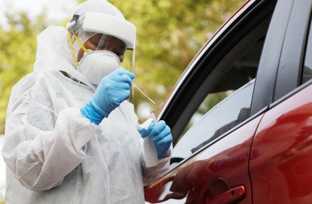 Florida ştatında son 24 saat ərzində koronavirusun 9 989 yeni halı aşkar edildi