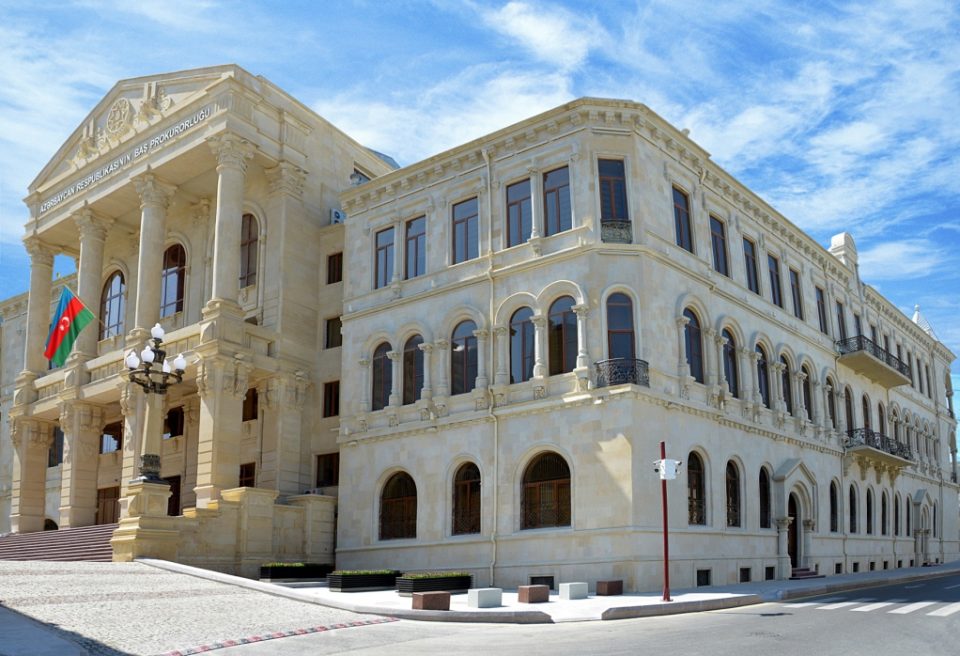 Azərbaycanda keçmiş Müdafiə naziri, Rəhim Qazıyevi yaxaladılar
