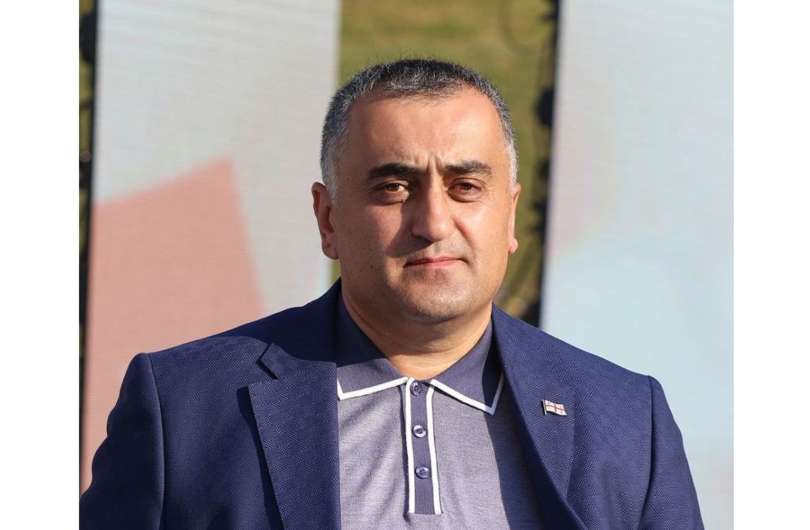 სამველ მანუკიანი აცხადებს, რომ ენზელ მკოიანის მხარდამჭერი ფიზიკურად დაუპირისპირდა, ენზელ მკოიანი ინციდენტთან კავშირს უარყოფს