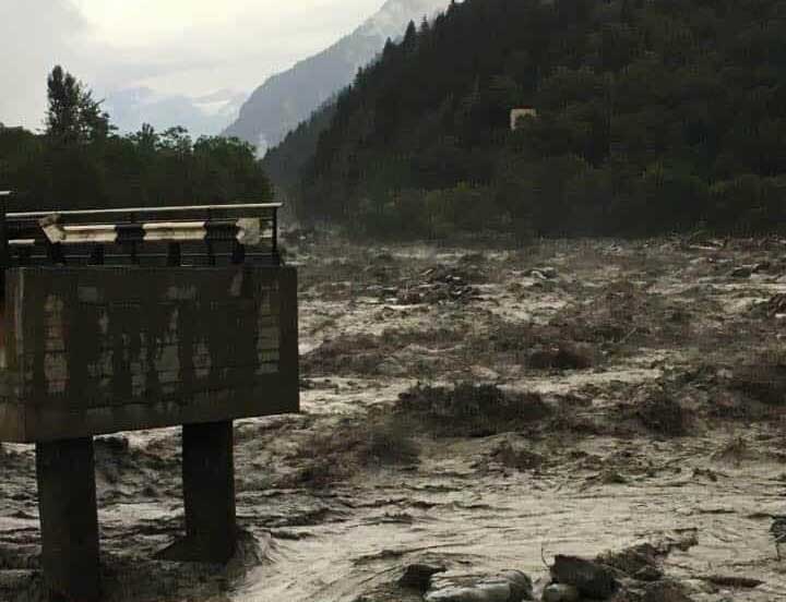 რიონის ადიდების შედეგად სოფელ ჟონეთთან საგზაო მონაკვეთი დაიტბორა