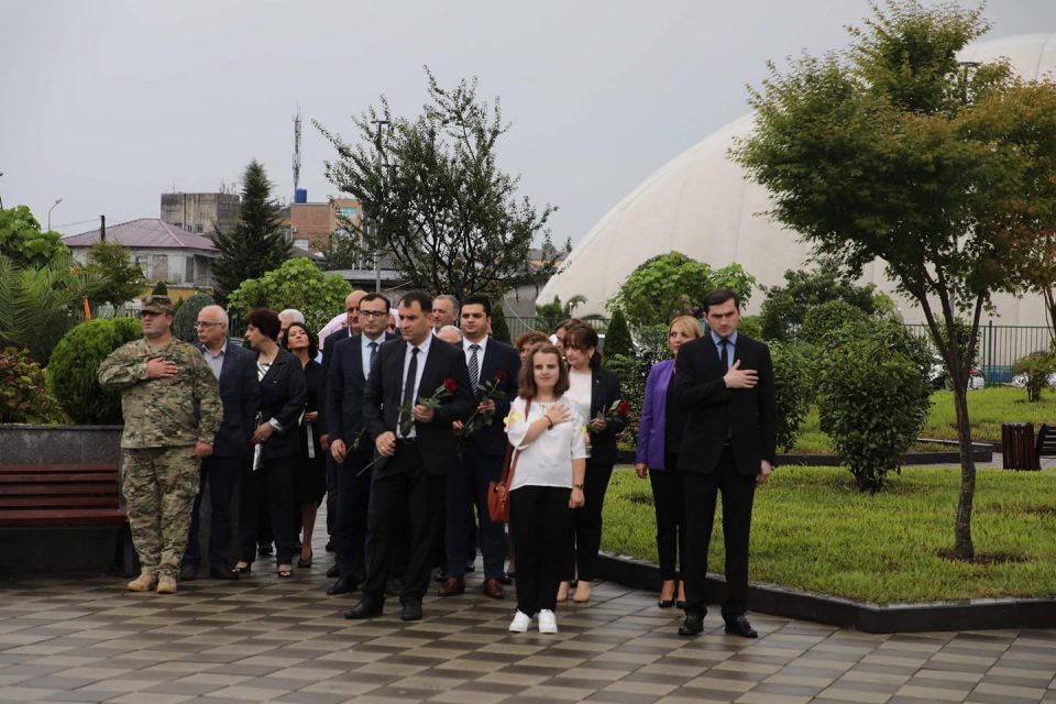 ბათუმში შინდისის გმირების ხსოვნას პატივი მიაგეს