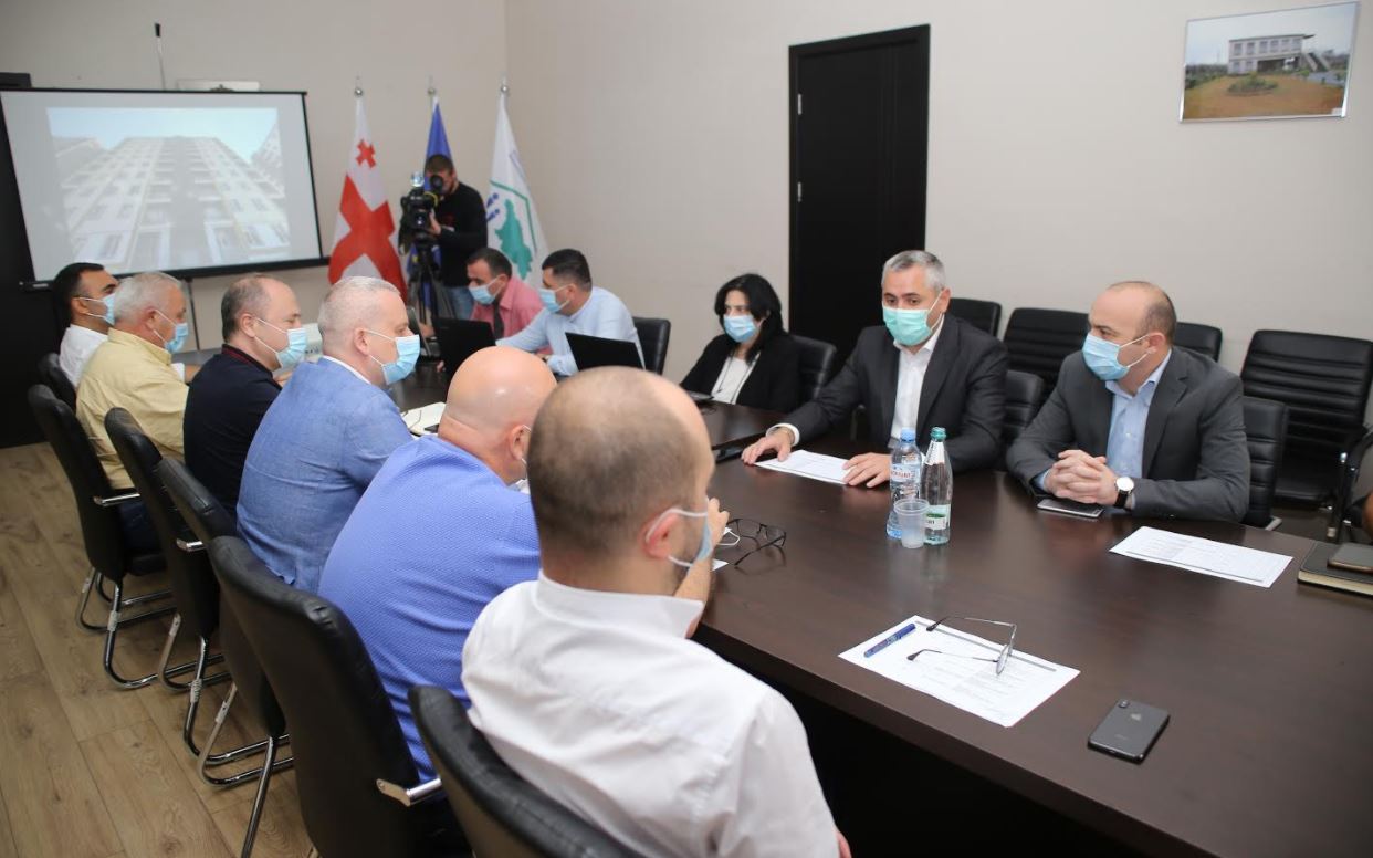 წყალტუბოში დევნილი ოჯახებისთვის ბინების განაწილების მიზნით კომისიამ მუშაობა დაიწყო