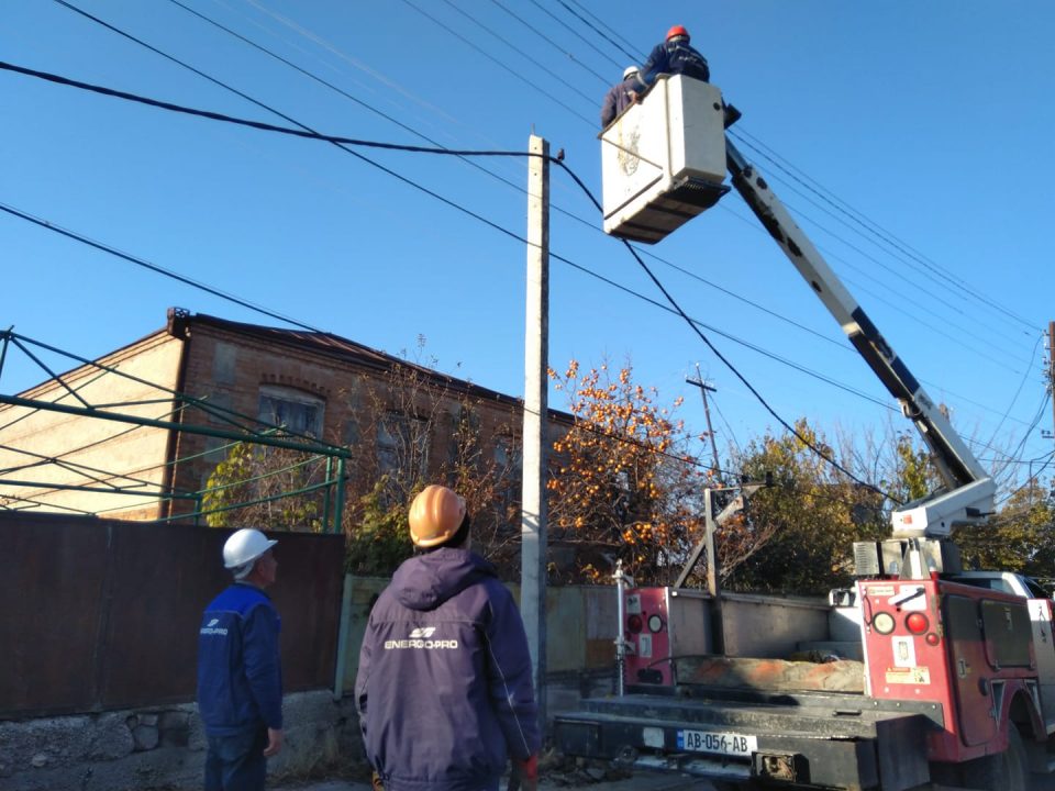 სტიქიის შედეგად საგარეჯოში მწყობრიდან გამოსული ელექტროგადამცემი ხაზები აღდგენილია