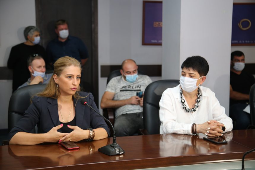 სამეგრელოსა და იმერეთის მუნიციპალიტეტებში თხილის კულტურის მოვლა-მოყვანის ტექნოლოგიებზე ტრენინგები გაიმართა