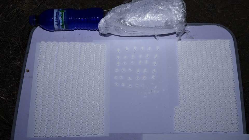 თბილისში ნარკორეალიზების ბრალდებით ორი პირი დააკავეს, ამოღებულია 1000-მდე აბი „სუბუტექსი“