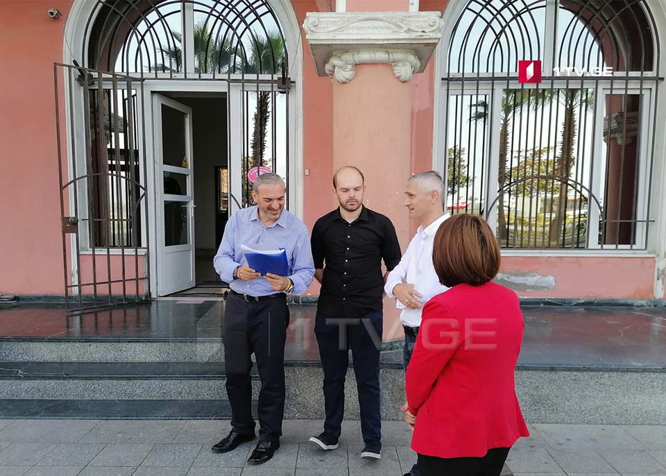 „ლელო საქართველომ“ უმაღლეს საარჩევნო კომისიაში პარტიული სია დაარეგისტრირა