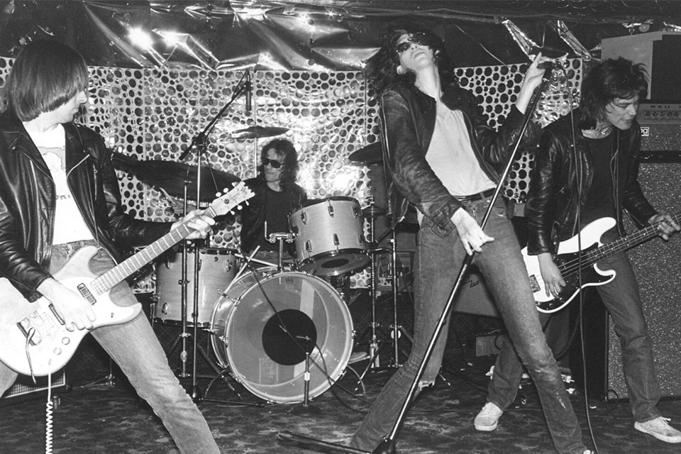 მთელი ეს როკი - ბენდი, რომელსაც სახელი პოლ მაკარტნის ადრეული ფსევდონიმიდან გამომდინარე ეწოდა - The Ramones / 1967 წელი როკსა და მსოფლიოში