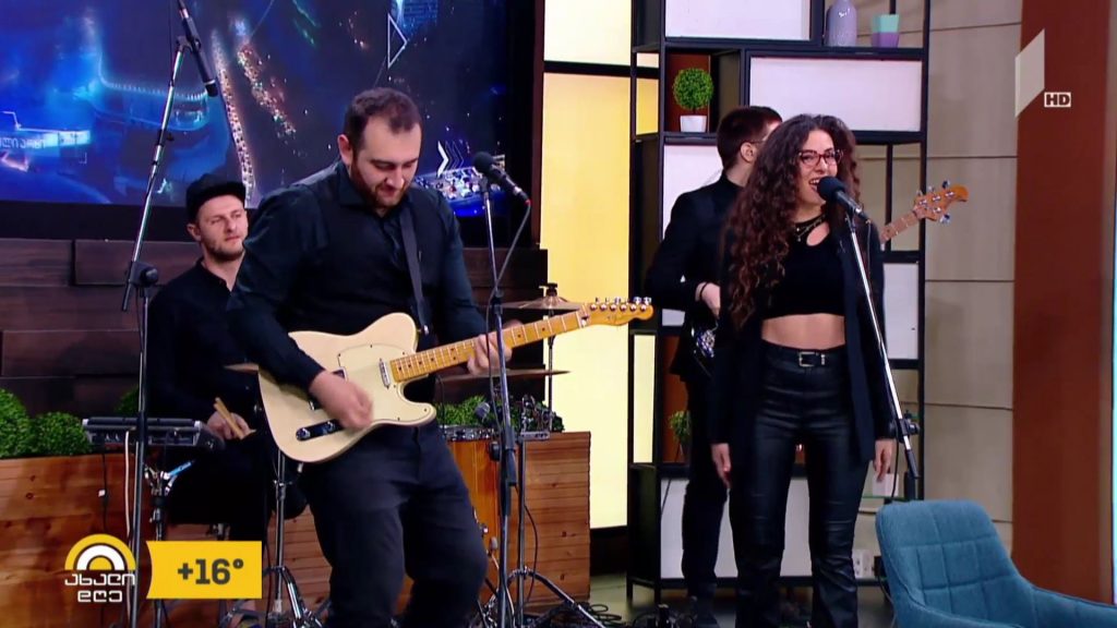 ცოცხალი მუსიკა #ახალდღეში Yellow Band – Simply The Best
