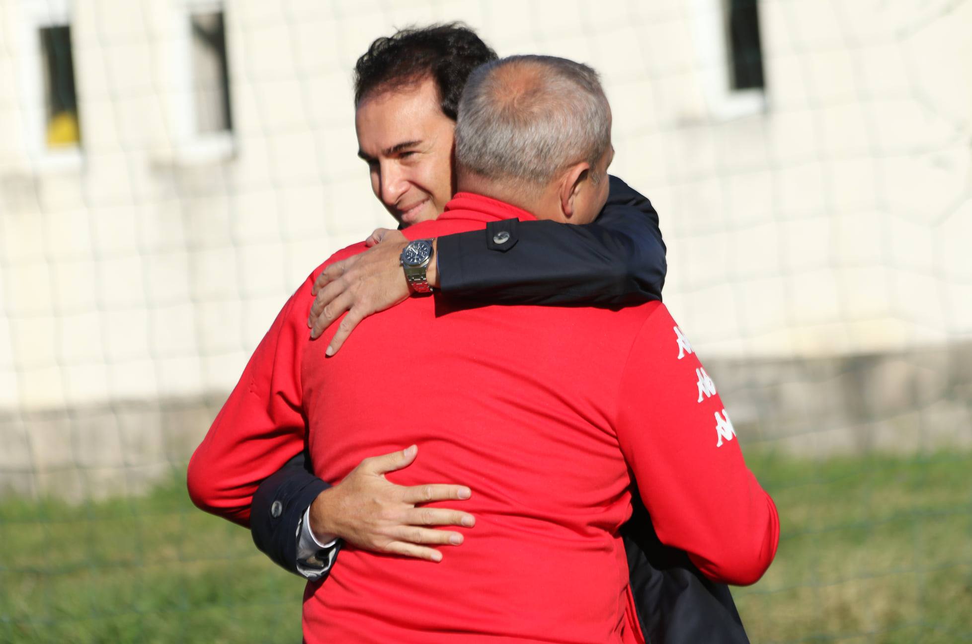 ის აქ არის - „ტორპედოს“ პრეზიდენტმა ქუთაისამდე ჩააღწია