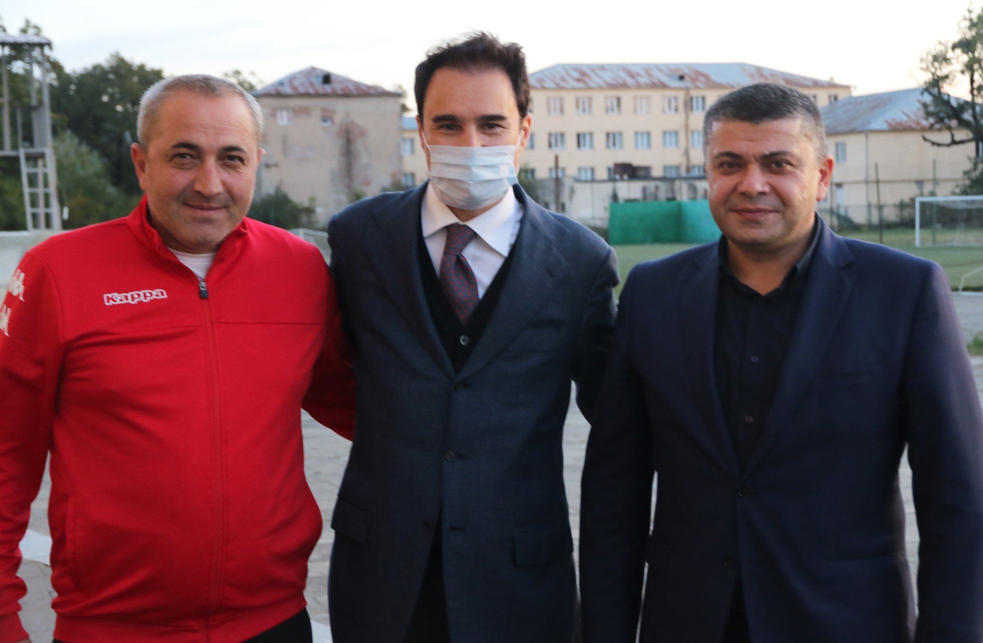 ქუთაისის მერი „ტორპედოს“ პრეზიდენტ მანინოს შეხვდა