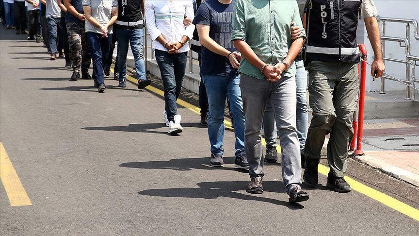 Türkiyədə Fətullah Gülən ilə əlaqə ittihamı ilə 200-dən artıq hərbçinin yaxalanması orderi verildi