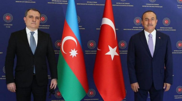 აზერბაიჯანისა და თურქეთის საგარეო საქმეთა მინისტრებს შორის სატელეფონო საუბარი შედგა