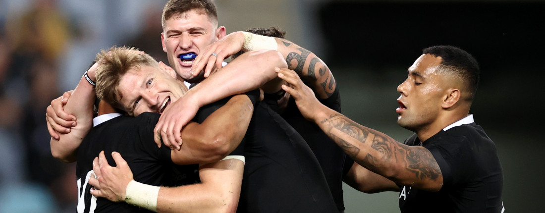„ოლ ბლექსმა“ (All Blacks) „ბლედისლოეს თასი“ სარეკორდო სხვაობით მოიგო [ვიდეო]