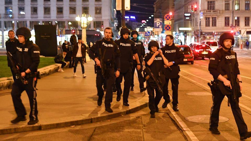 Avstriyada terror aktı nəticəsində daha bir mülki vətəndaş vəfat etdi