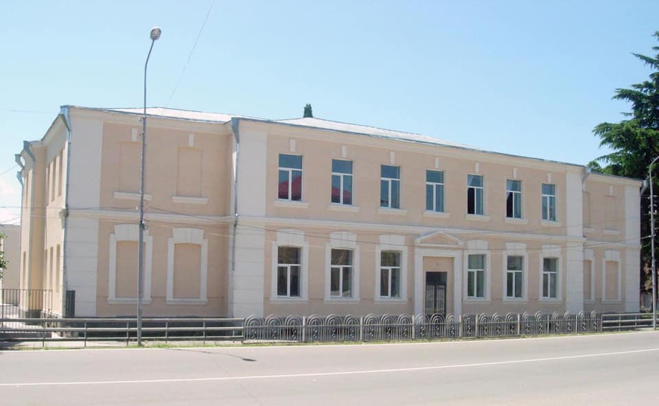 კორონავირუსის შემთხვევების გამო, ლანჩხუთის საჯარო და კერძო სკოლებში 27 ნოემბრის ჩათვლით სწავლა დისტანციურ რეჟიმში გაგრძელდება