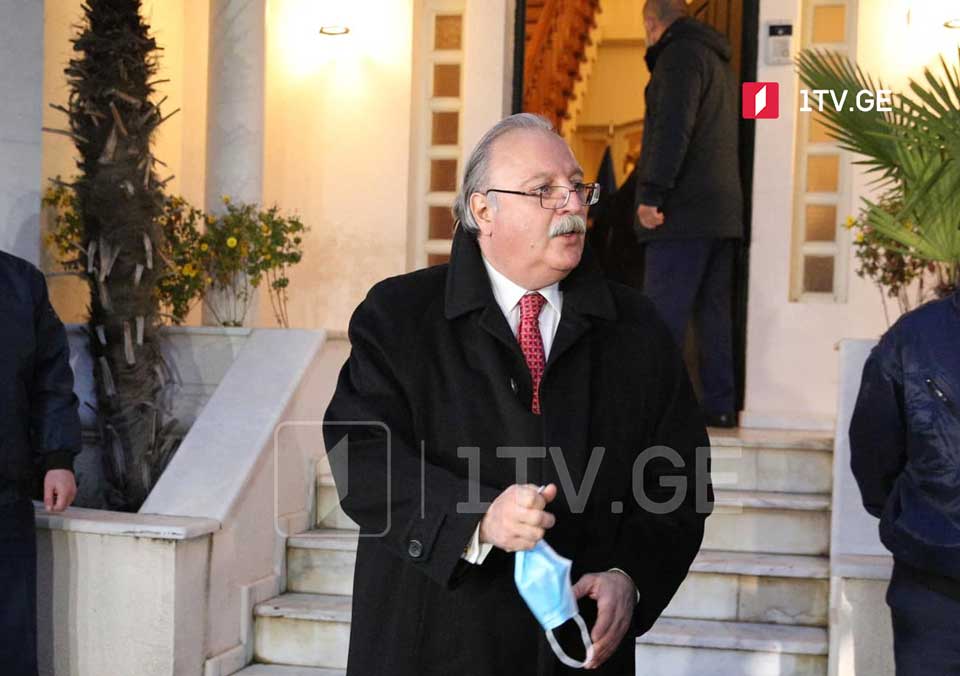 ოპოზიციის შეხვედრა ევროკავშირისა და აშშ-ის ელჩებთან
