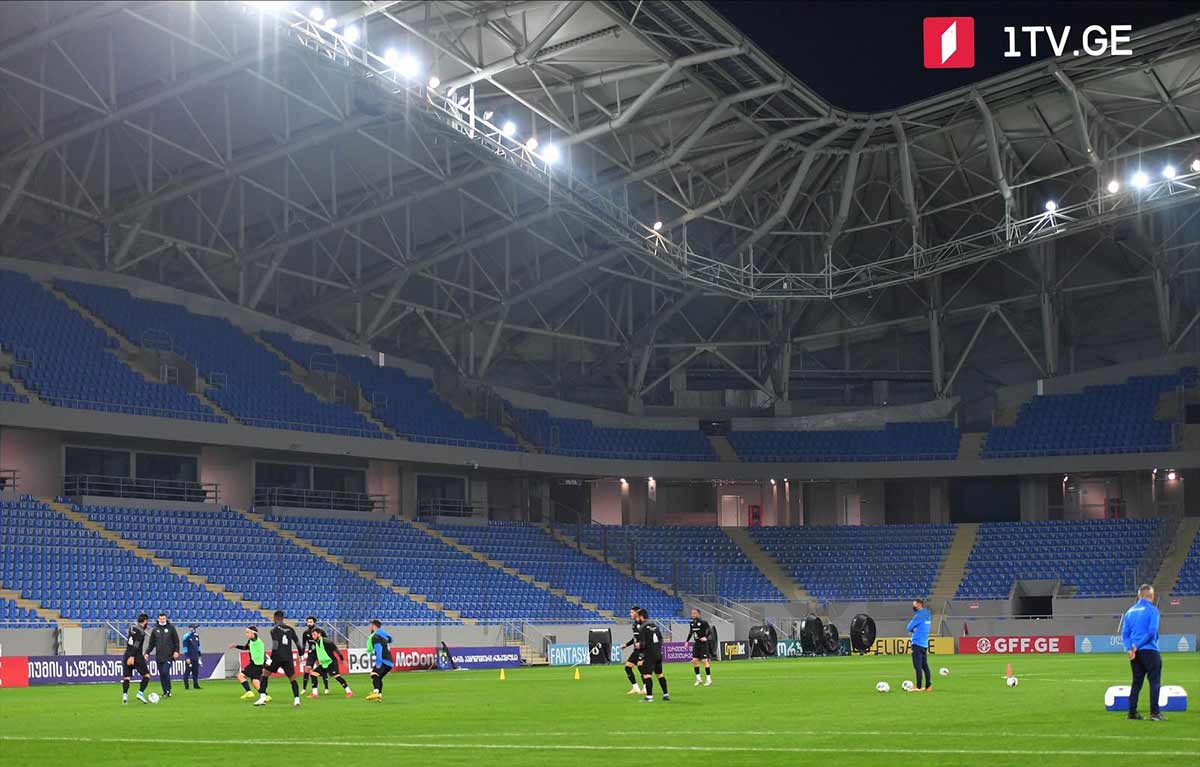 ბათუმის „დინამომ“ ახალ სტადიონზე პირველად ივარჯიშა