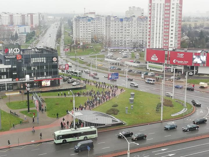 Minksdə hüquqmühafizəçilər aksiya iştirakçılarına qarşı gözyaşardıcı qazdan istifadə etdilər