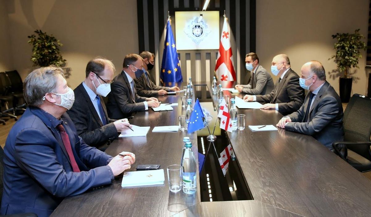 გრიგოლ ლილუაშვილი ჟენევის საერთაშორისო დისკუსიების თანათავმჯდომარეს, ტოივო კლაარს შეხვდა