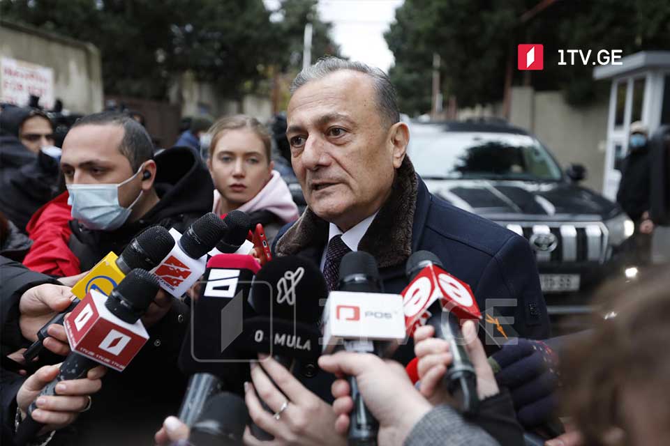 შალვა ნათელაშვილი – თითქოს უკეთესობის ნიშნები გამოიკვეთა საარჩევნო რეფორმის ხაზით, მაგრამ ჩვენ საარჩევნო რეფორმა კი არა, პარლამენტის ახალი არჩევნები გვინდა