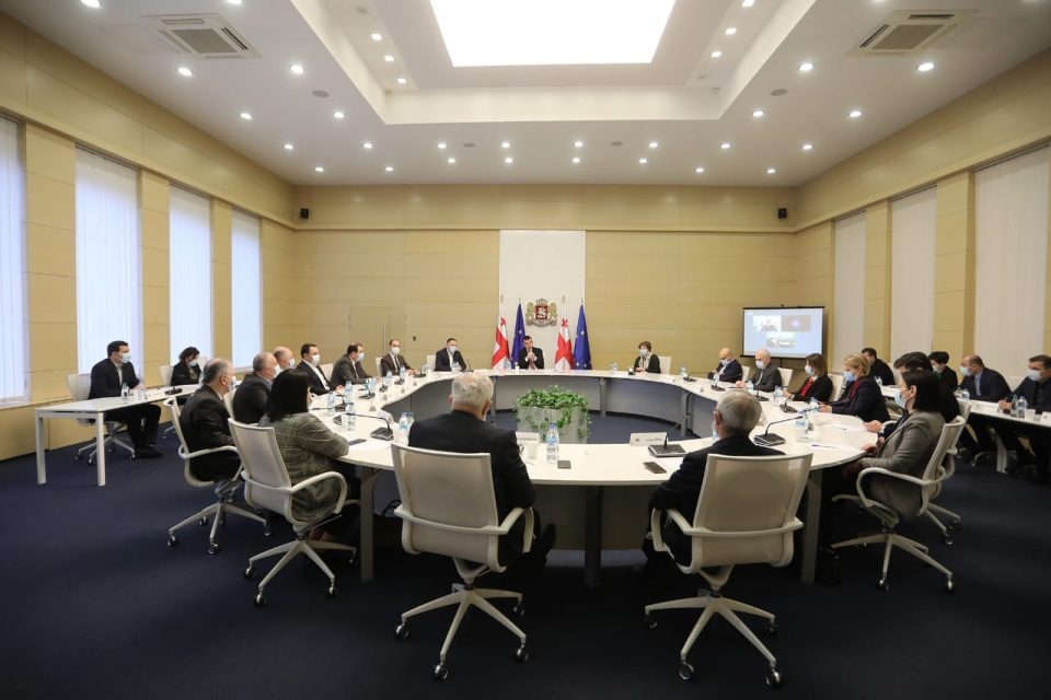 უწყებათაშორისმა საკოორდინაციო საბჭომ ინტენსიური ტესტირების პროგრამის შედეგები, კლინიკურ სასტუმროებში არსებული რესურსები და დაწესებული შეზღუდვების აღსრულება განიხილა