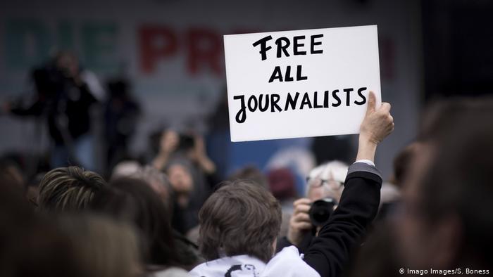„კოვიდ 19“-ის გაშუქებისას მთავრობის ცენზურისადმი დაუმორჩილებლობის მოტივით, მსოფლიოს მასშტაბით 87 ჟურნალისტი დააკავეს