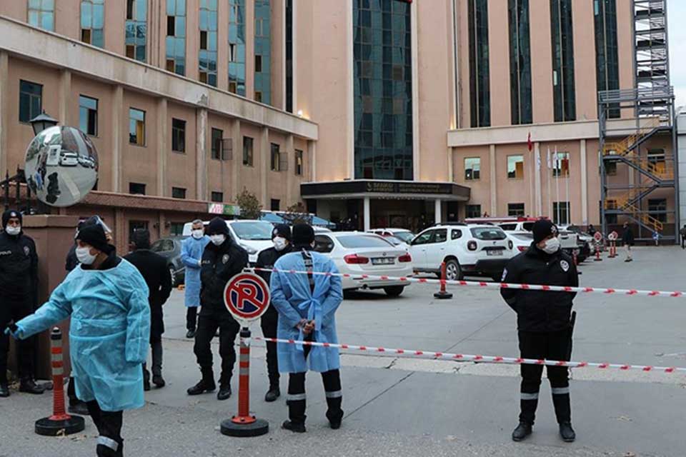 თურქეთის ერთ-ერთ კლინიკაში ჟანგბადის აპარატის აფეთქების შედეგად რვა ადამიანი დაიღუპა