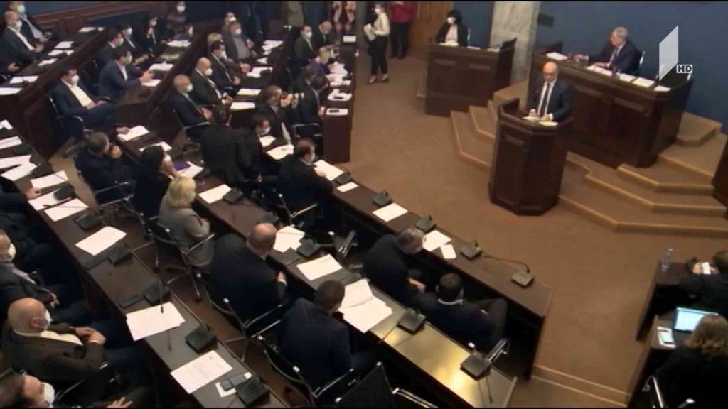 მინისტრობის კანდიდატებს პარლამენტში მოუსმინეს 