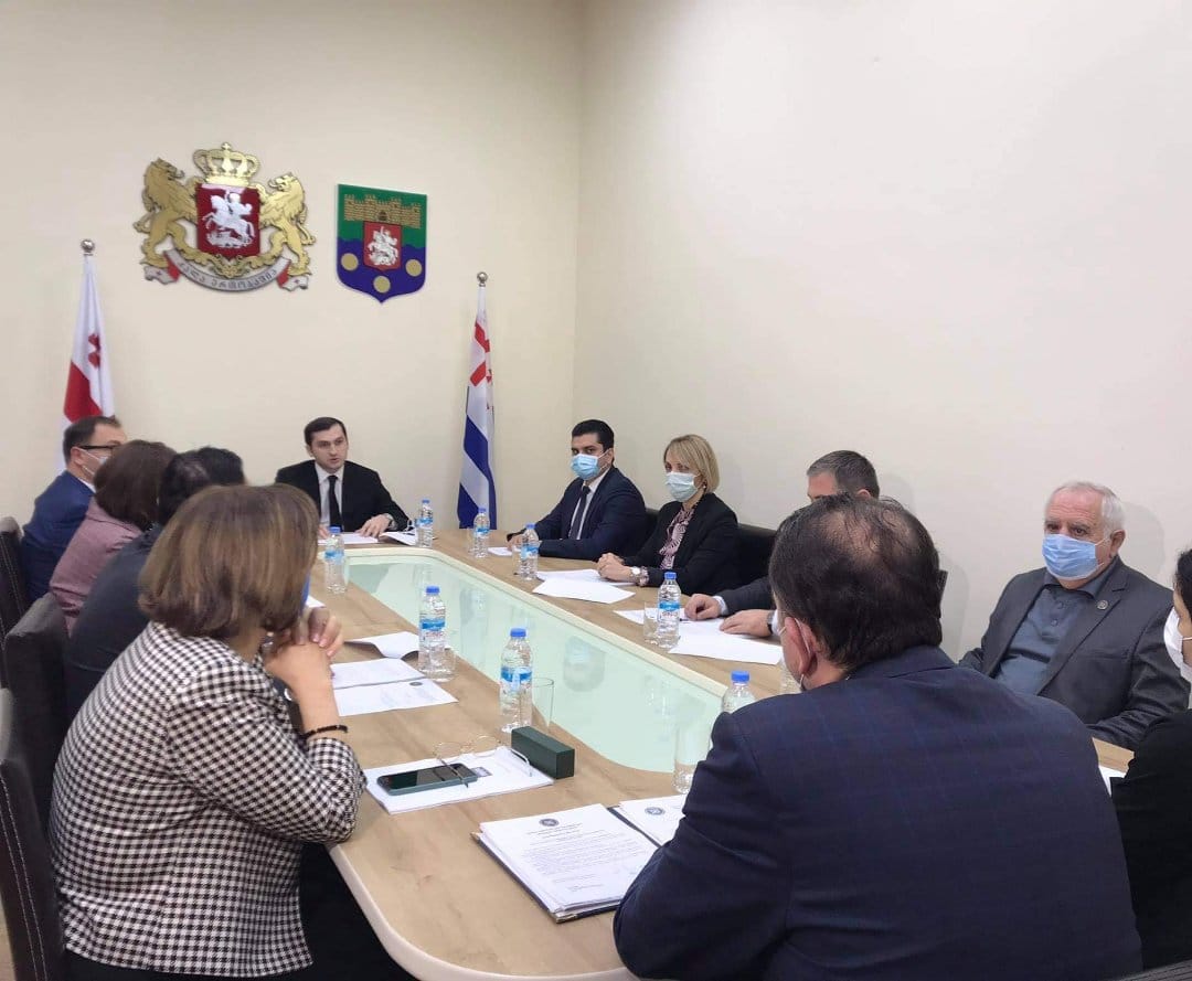 აჭარის უმაღლესი საბჭოს კომიტეტებში მთავრობის თავმჯდომარეობისა და მინისტრობის კანდიდატებს უსმენენ
