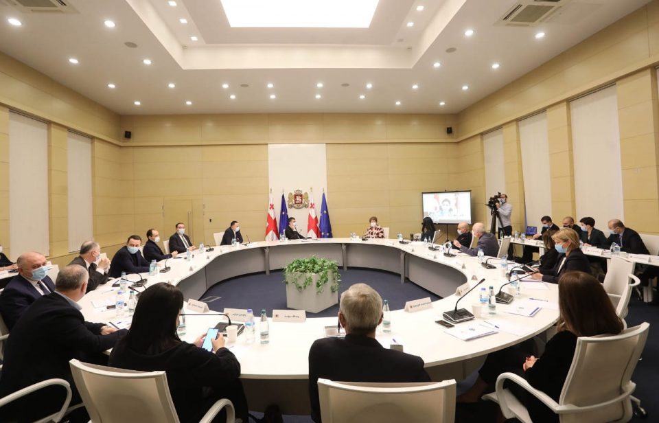 უწყებათაშორისმა საკოორდინაციო საბჭომ ვაქცინაციის პროცესის შეუფერხებელი უზრუნველყოფის მიზნით მიმდინარე სამუშაოებსა და ქვეყანაში არსებულ ეპიდემიოლოგიურ ვითარებაზე იმსჯელა  