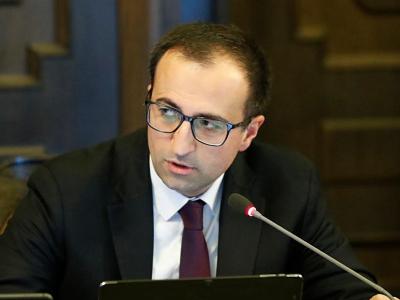 Erməni mediasının məlumatına görə, Nikol Paşinyan Səhiyyə nazirinin istefasını tələb etdi