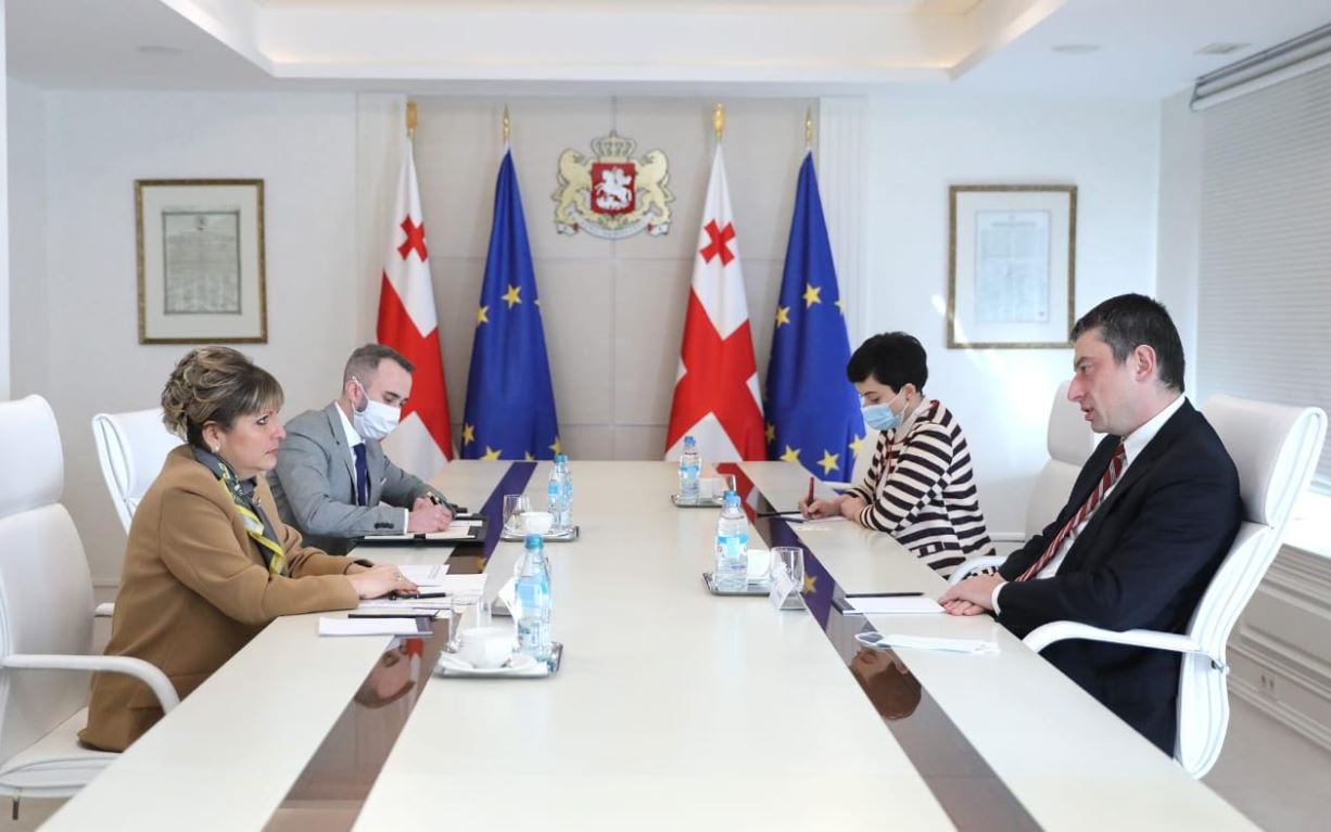 გიორგი გახარია საქართველოში ბულგარეთის ელჩს შეხვდა