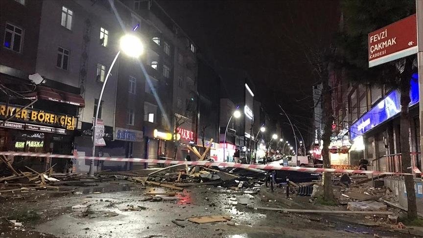 İstanbulda güclü fırtına var idi