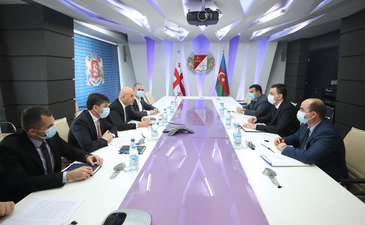 ივანე მაჭავარიანი აზერბაიჯანის რესპუბლიკის ელჩს შეხვდა