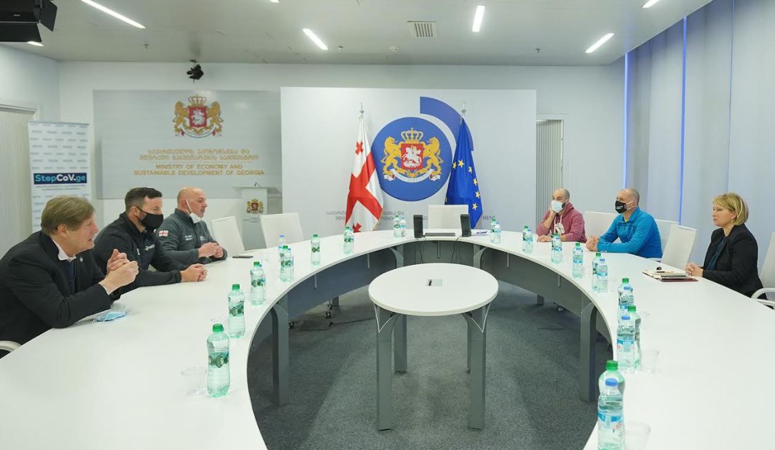 ნათია თურნავა - საერთაშორისო სათხილამურო ფედერაციაში დადებითად აფასებენ საქართველოს, როგორც ახალაღმოცენებული ქვეყანას საერთაშორისო შეჯიბრებების ზამთრის ჩემპიონატებს მსოფლიო რუკაზე