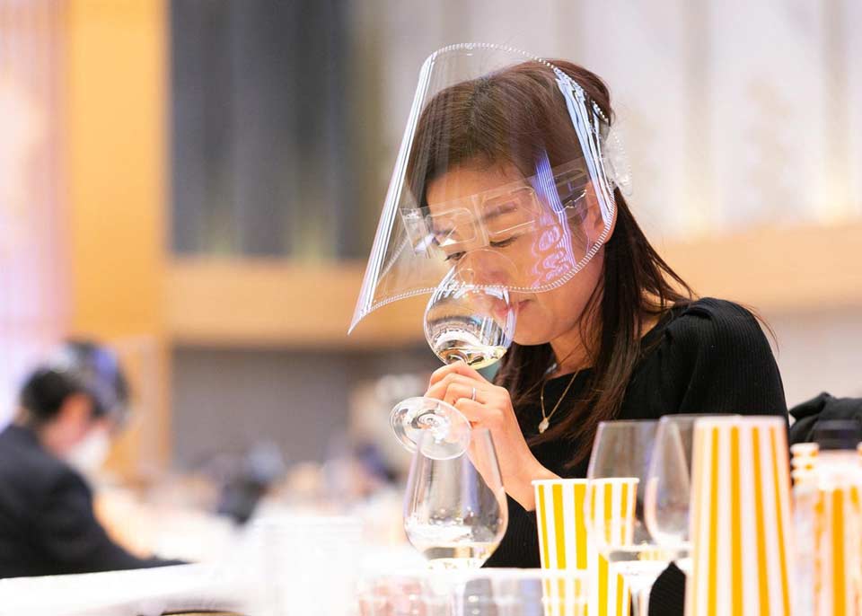 ქართული ღვინის რამდენიმე სახეობამ იაპონიაში, „საკურას“ კონკურსზე 13 ოქროსა და ერთი ვერცხლის მედალი მიიღო