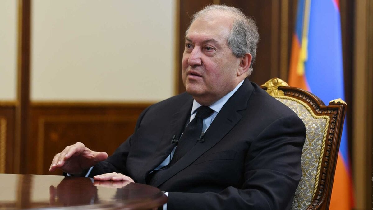 სომხეთის პრეზიდენტმა ხელი არ მოაწერა ქვეყნის პრემიერ-მინისტრის შუამდგომლობას გენშტაბის ახალი ხელმძღვანელის დანიშვნაზე