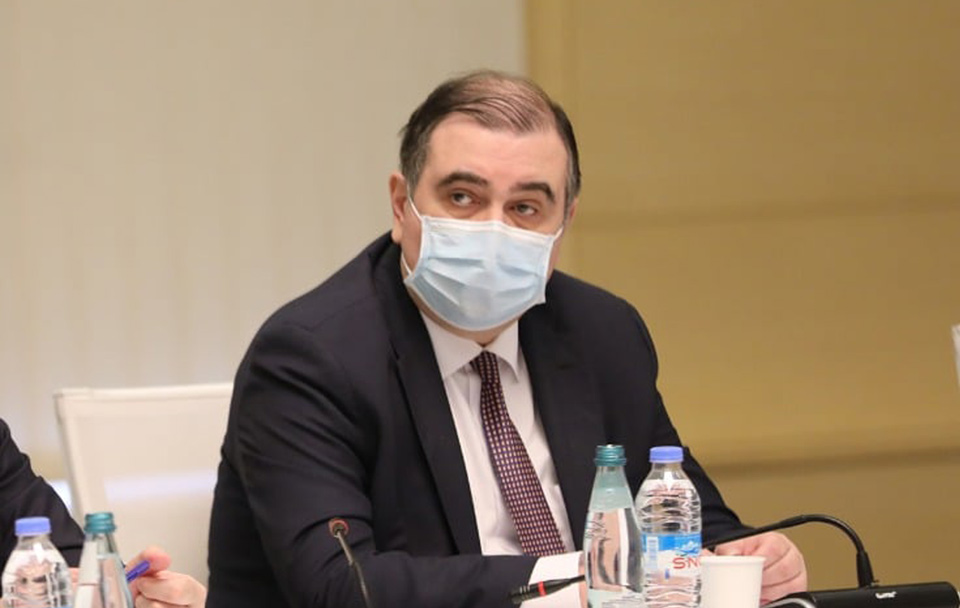 Mixeil Çxenkeli – Valideynlərdən itaətkarlıqla xahiş edirəm, peyvənd olsunlar ki, uşaqlar sinif otaqlarında təhsil almaq imkanına sahib olsunlar