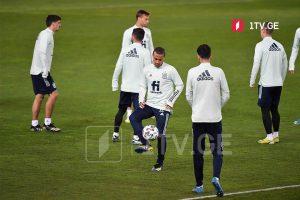 ესპანეთ-ს-ვარჯიში-7
