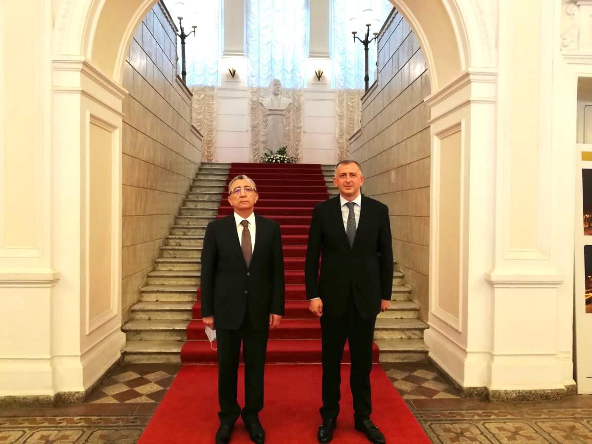 ზურაბ პატარიძე ბაქოს მერს, ელდარ აზიზოვს შეხვდა