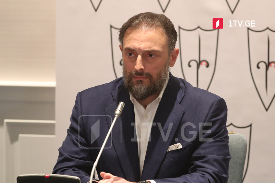 ლევან ვასაძე პოლიტიკაში მოდის