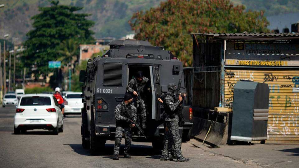 რიო-დე-ჟანეიროს ერთ-ერთ უბანში პოლიციის ოპერაციის დროს 25 ადამიანი დაიღუპა