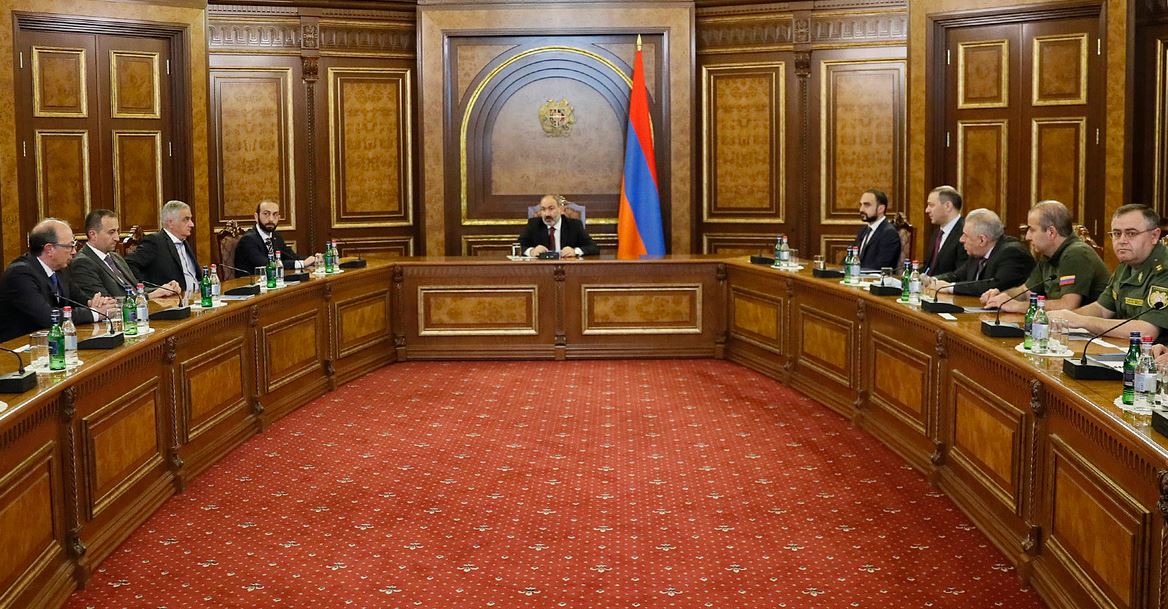 ნიკოლ ფაშინიანმა უშიშროების საბჭოს სხდომა მოიწვია