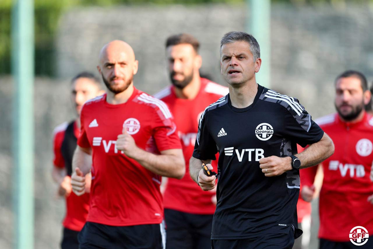 კვარაცხელია „ჯვაროსნებთან“ ვარჯიშობს - საქართველოს ნაკრებს ფიზმომზადებაში „მარსელის“ ექს-მწვრთნელი დაეხმარება #1TVSPORT