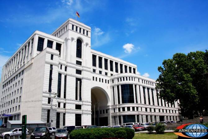 სომხეთის საგარეო საქმეთა მინისტრის მოადგილეებმა თანამდებობები დატოვეს