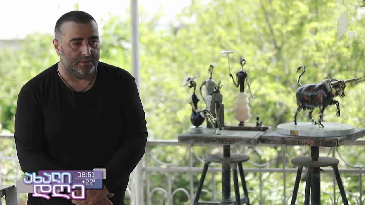 დავით ქაბზინაძე - მოქანდაკე კასპიდან